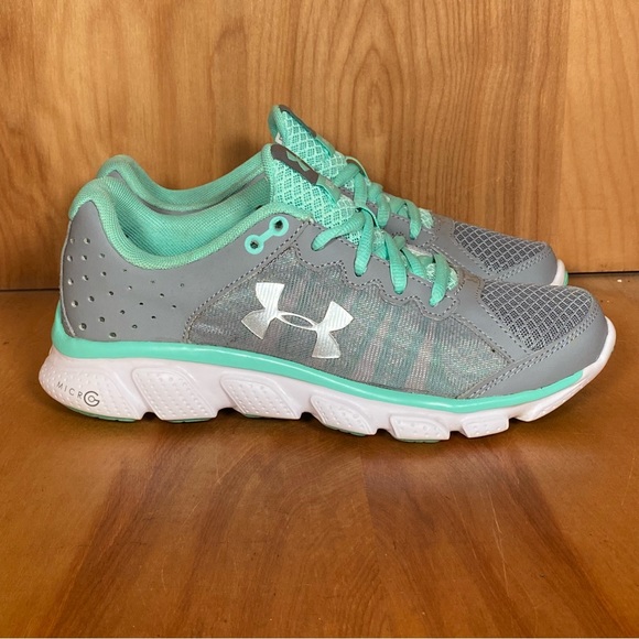 Womens 6 Under Armour Assert 6 Athletic Shoes Grey Green SEF1031 - Picture 1 of 8